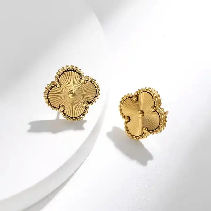 Be lucky earrings